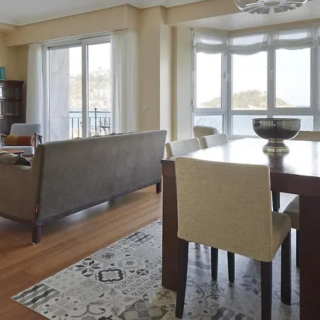 Ortzimuga - Basque San Sebastián